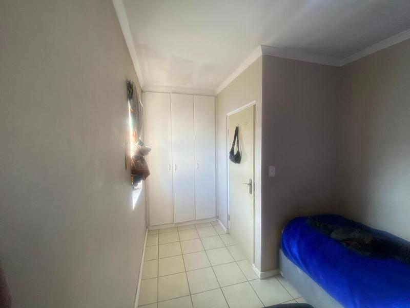 2 Bedroom Property for Sale in Maitland Western Cape